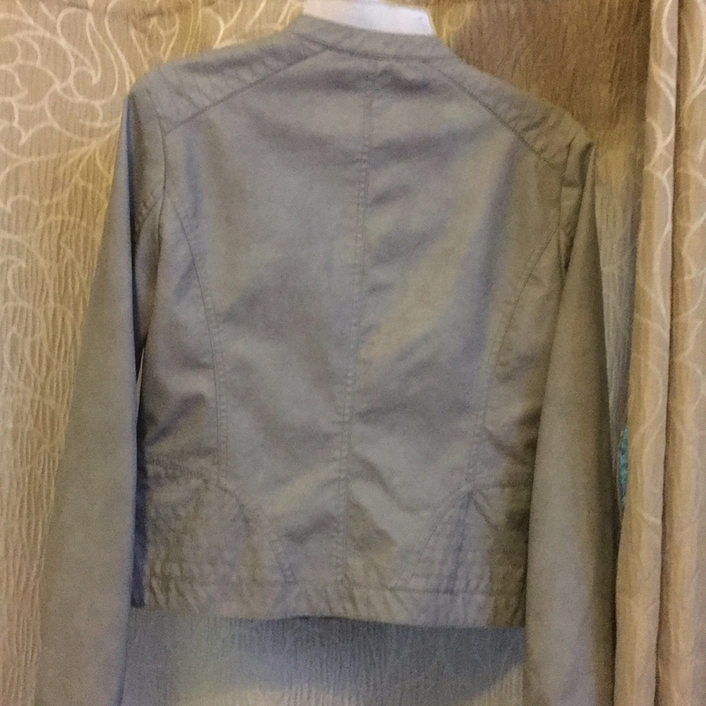 Faux leather jacket - Picture 3 of 6